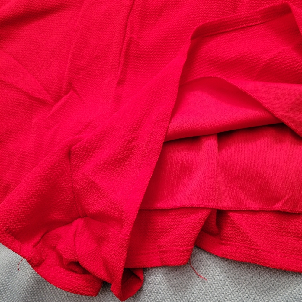 red romper with sleeves - Picture 8 of 12